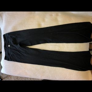 Lululemon bell bottom size 4